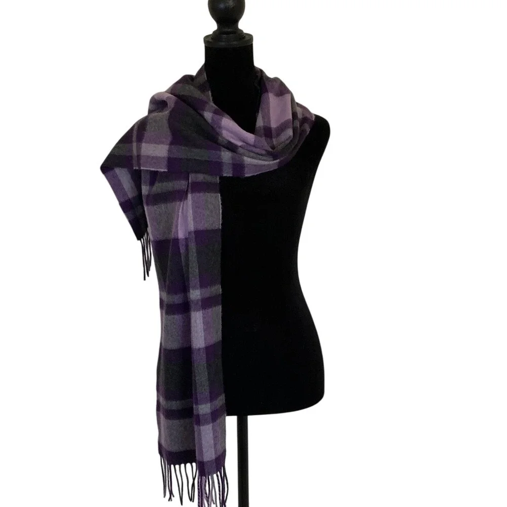 Saks Fifth Avenue Purple 100% Cashmere Plaid Scarf Fringe 11x64 Classic Luxury